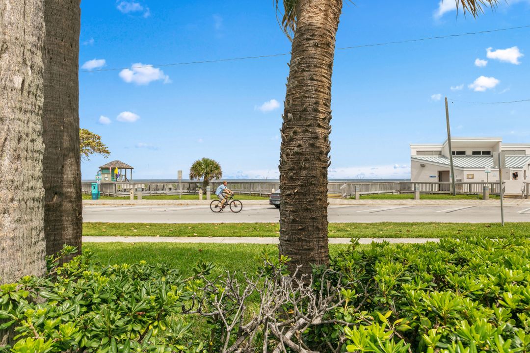 For Rent: $9,995 (2 beds, 2 baths, 1670 Square Feet)