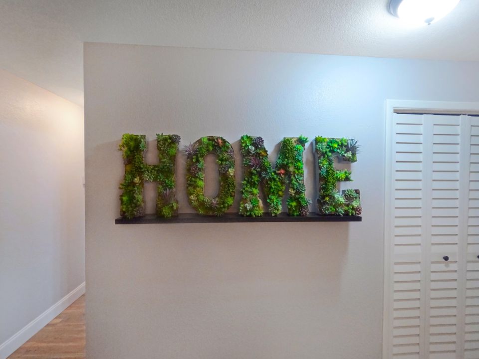 合同活跃: $420,000 (3 贝兹, 2 浴室, 2180 平方英尺)