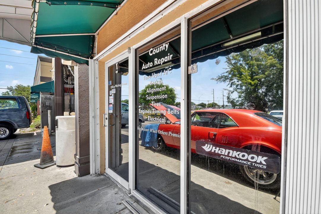 Vendido Recientemente: $2,729,999 (0 camas, 0 baños, 9854 Pies cuadrados)