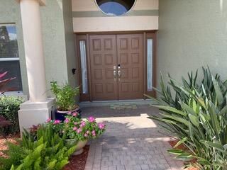 Active With Contract: $6,000 (4 beds, 2 baths, 2492 Square Feet)