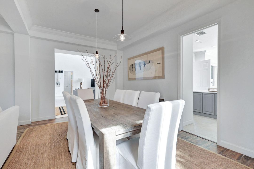 В аренду: $16,000 (5 спален, 4 ванн, 4177 Квадратных фут)