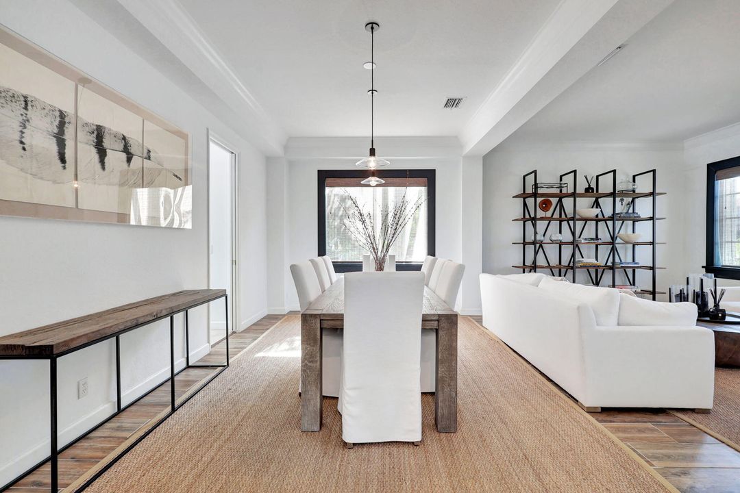 В аренду: $16,000 (5 спален, 4 ванн, 4177 Квадратных фут)