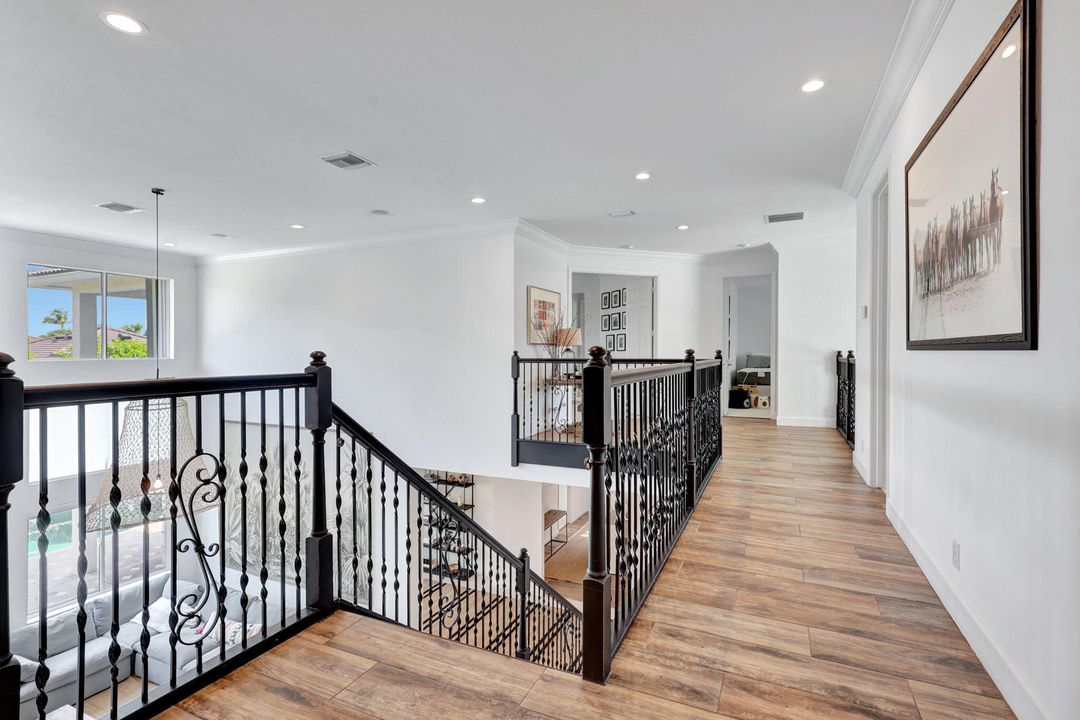 В аренду: $16,000 (5 спален, 4 ванн, 4177 Квадратных фут)