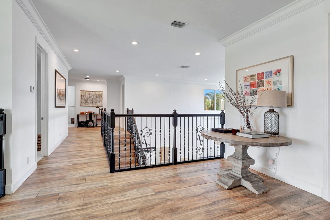 В аренду: $16,000 (5 спален, 4 ванн, 4177 Квадратных фут)