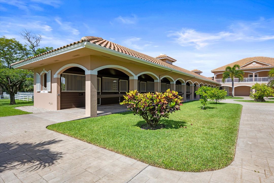 На продажу: $4,995,000 (8 спален, 7 ванн, 5886 Квадратных фут)