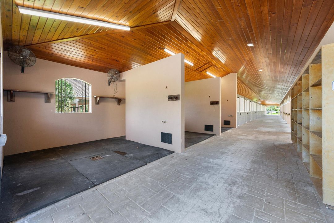 На продажу: $4,995,000 (8 спален, 7 ванн, 5886 Квадратных фут)