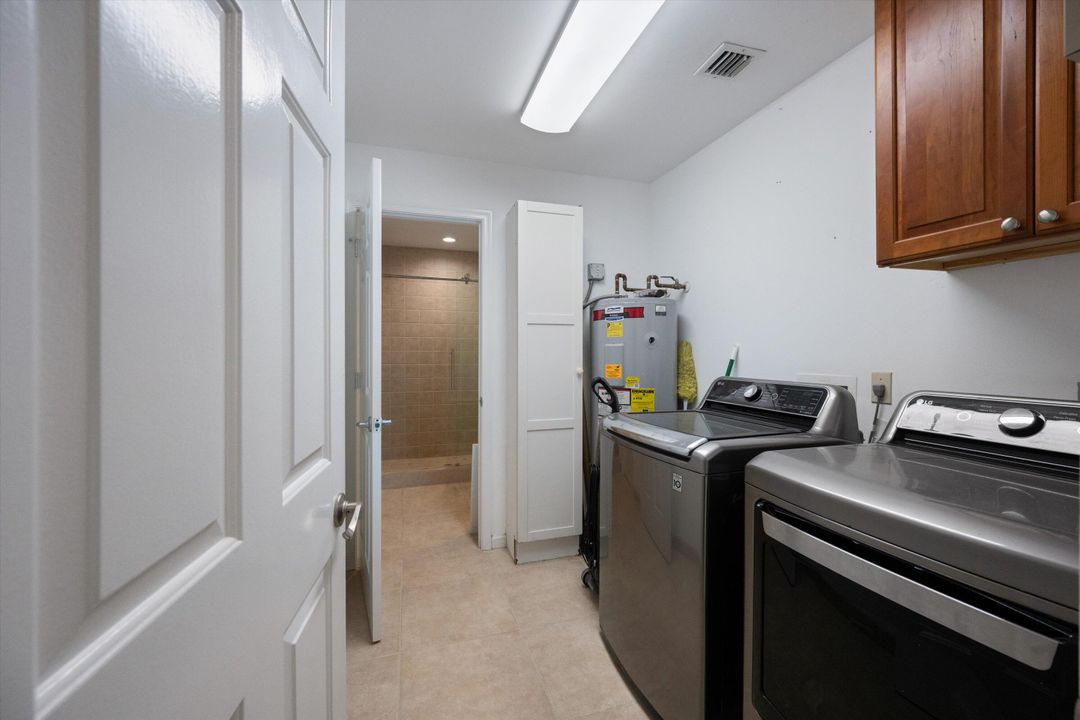 На продажу: $4,995,000 (8 спален, 7 ванн, 5886 Квадратных фут)