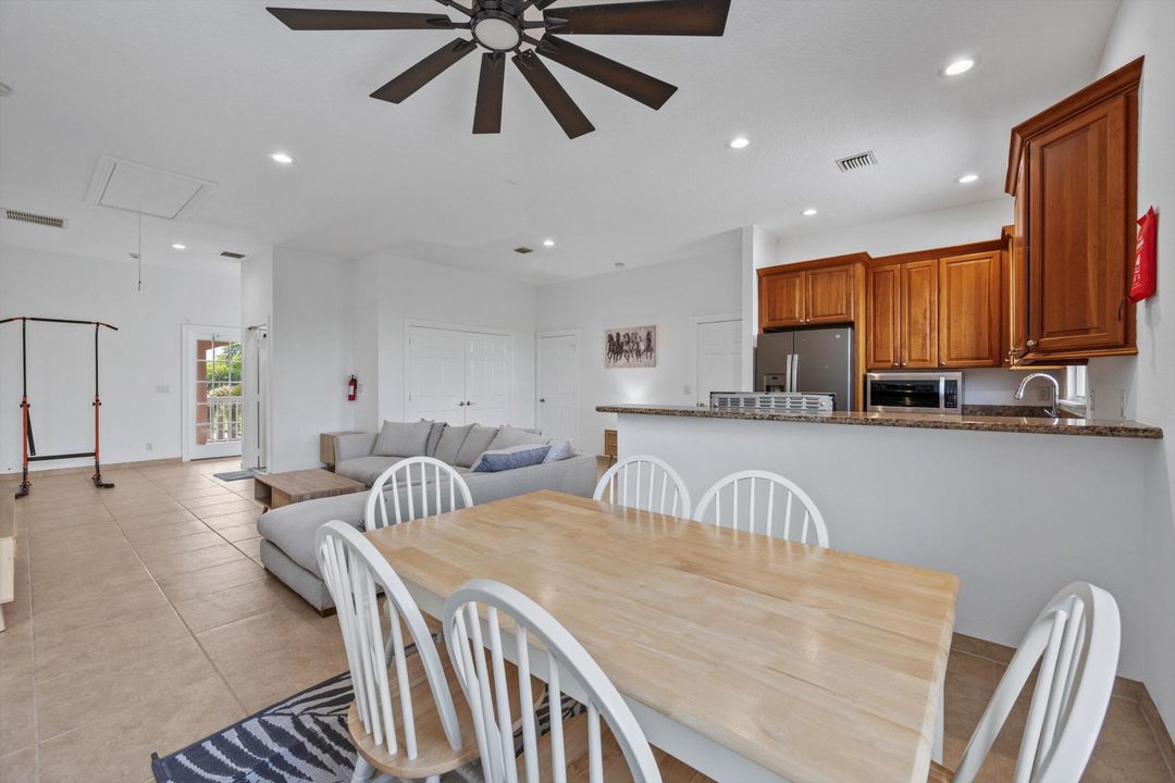 На продажу: $4,995,000 (8 спален, 7 ванн, 5886 Квадратных фут)