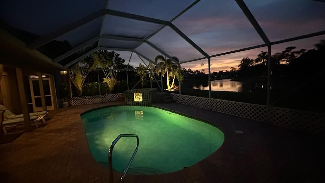 Active With Contract: $6,000 (4 beds, 2 baths, 2492 Square Feet)