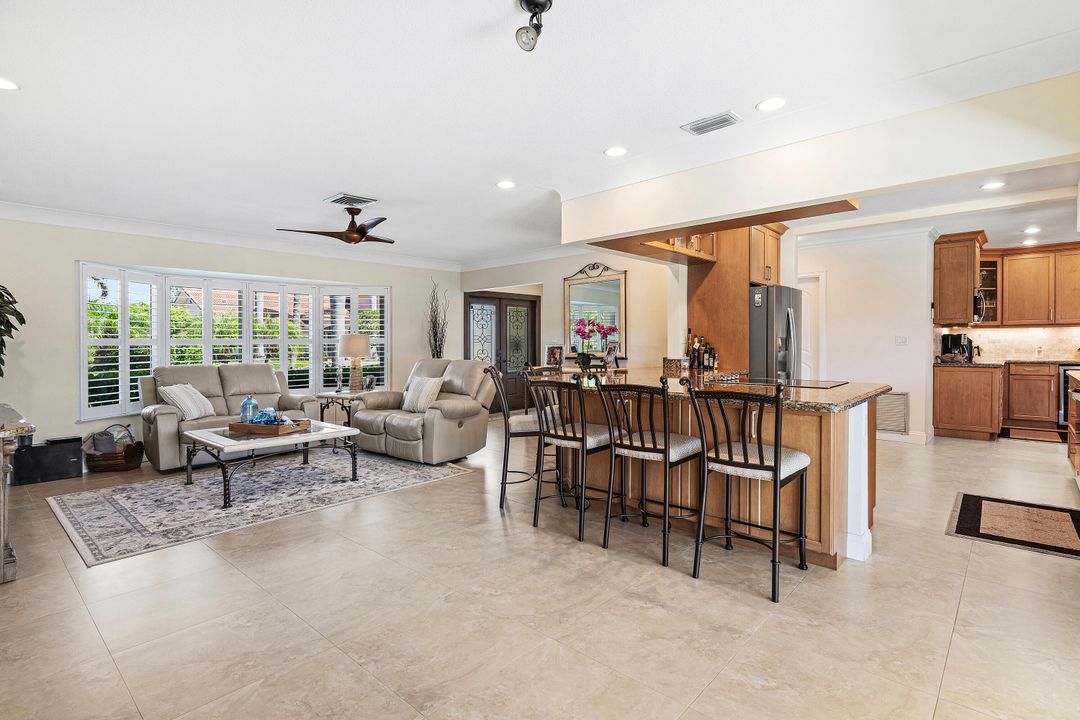 На продажу: $2,075,000 (3 спален, 2 ванн, 1900 Квадратных фут)