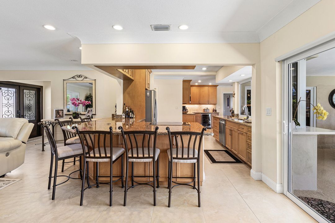 На продажу: $2,075,000 (3 спален, 2 ванн, 1900 Квадратных фут)