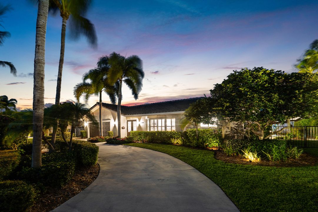 На продажу: $2,075,000 (3 спален, 2 ванн, 1900 Квадратных фут)