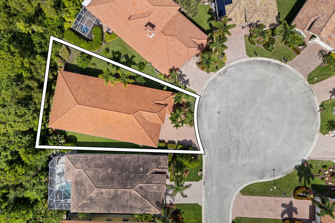 En Venta: $695,000 (2 camas, 2 baños, 2369 Pies cuadrados)