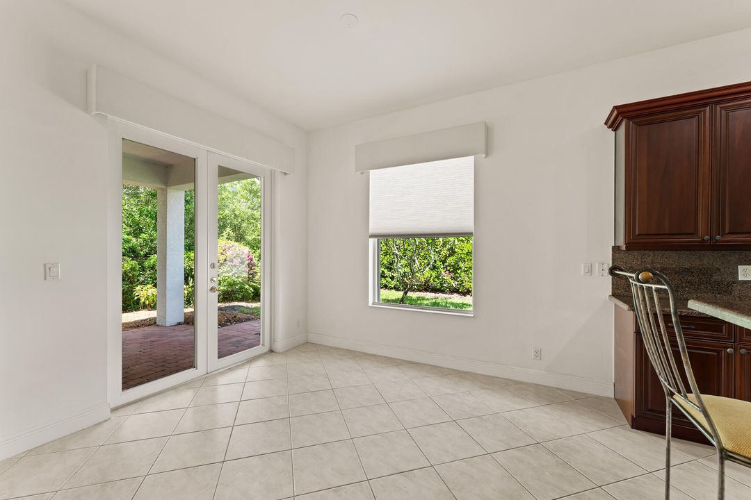 En Venta: $695,000 (2 camas, 2 baños, 2369 Pies cuadrados)