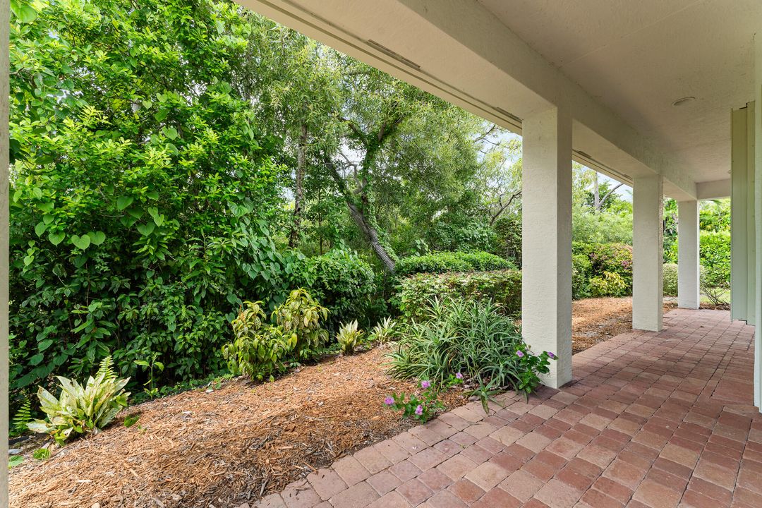 En Venta: $695,000 (2 camas, 2 baños, 2369 Pies cuadrados)