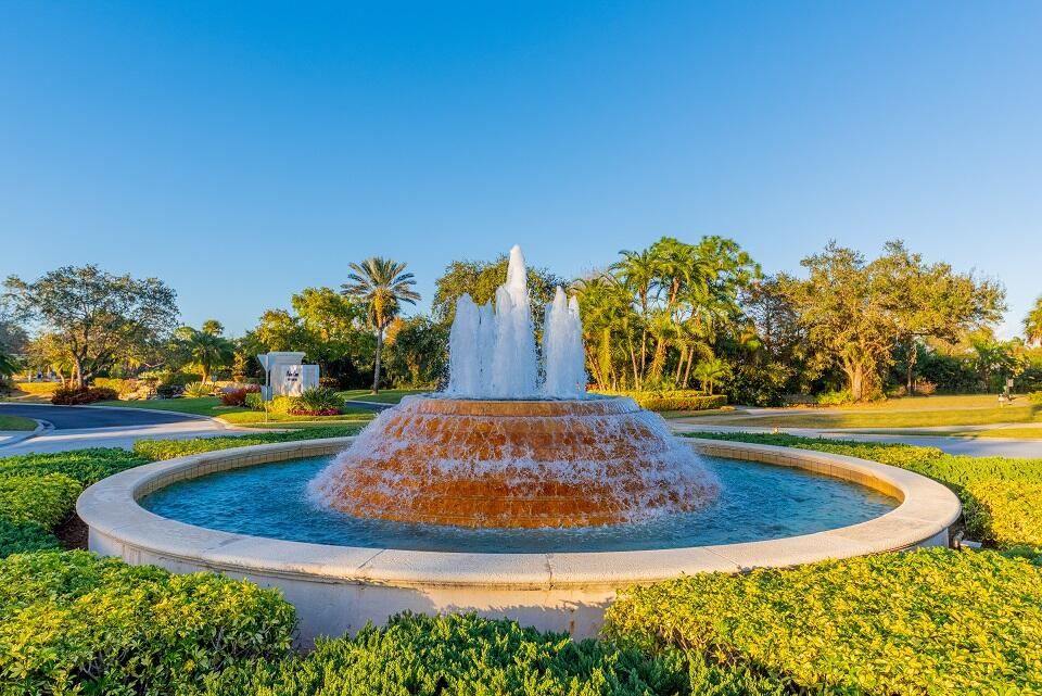 En Venta: $695,000 (2 camas, 2 baños, 2369 Pies cuadrados)