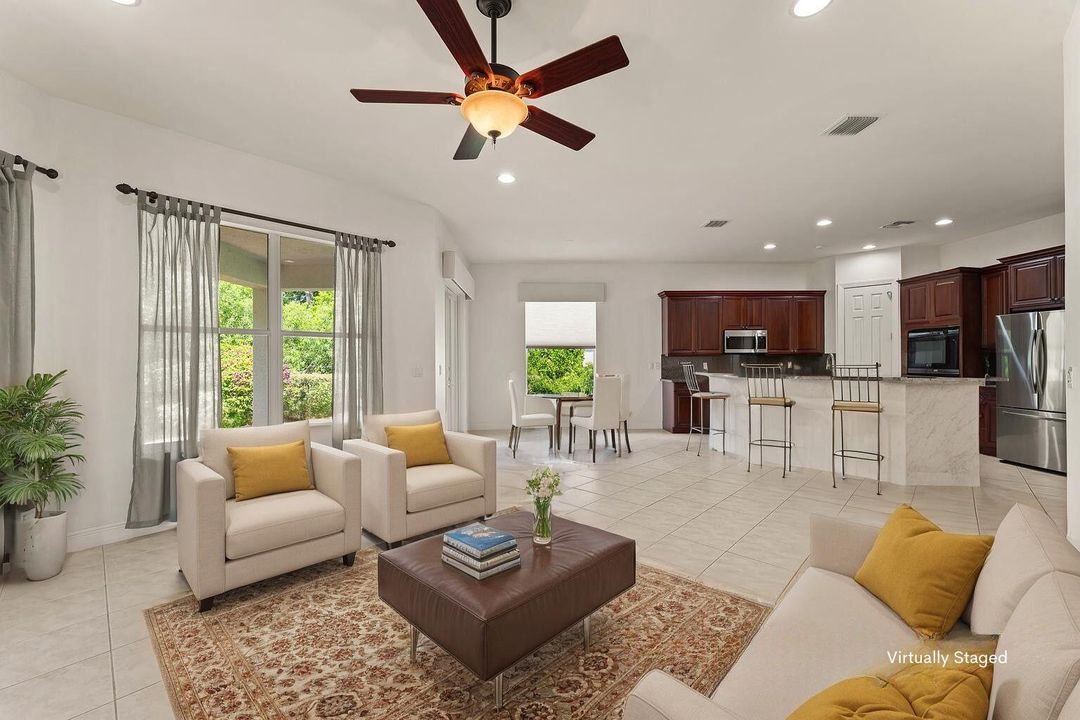 En Venta: $695,000 (2 camas, 2 baños, 2369 Pies cuadrados)