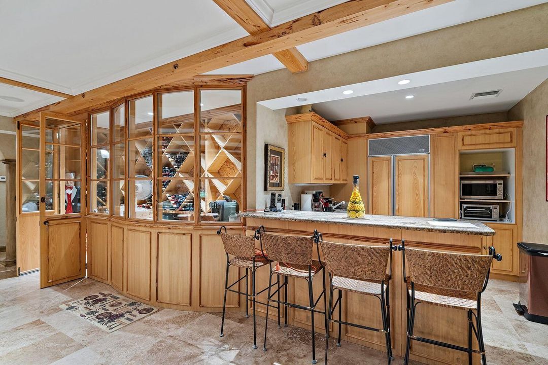 待售: $23,000,000 (6 贝兹, 6 浴室, 8020 平方英尺)