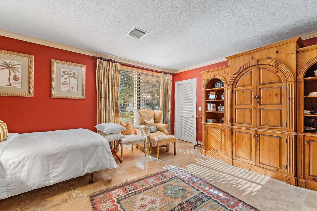 待售: $23,000,000 (6 贝兹, 6 浴室, 8020 平方英尺)