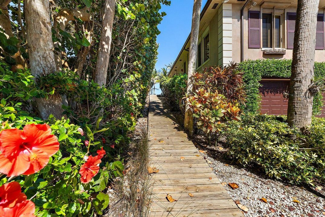 待售: $23,000,000 (6 贝兹, 6 浴室, 8020 平方英尺)