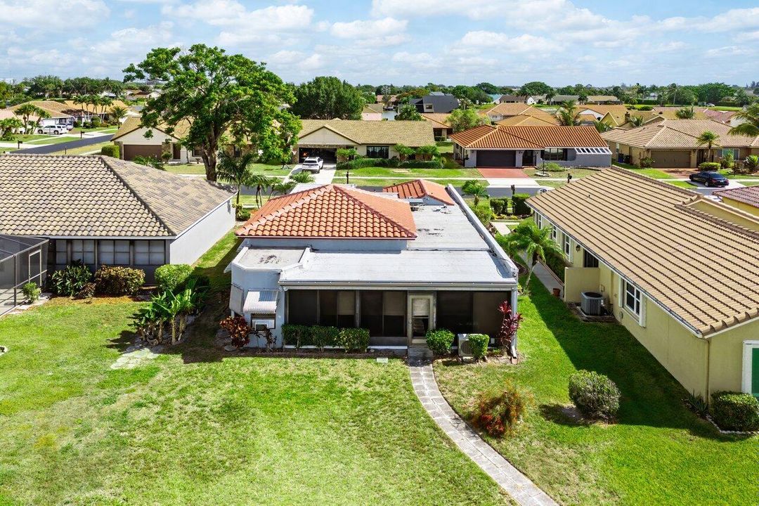 Active With Contract: $375,000 (3 beds, 2 baths, 1868 Square Feet)