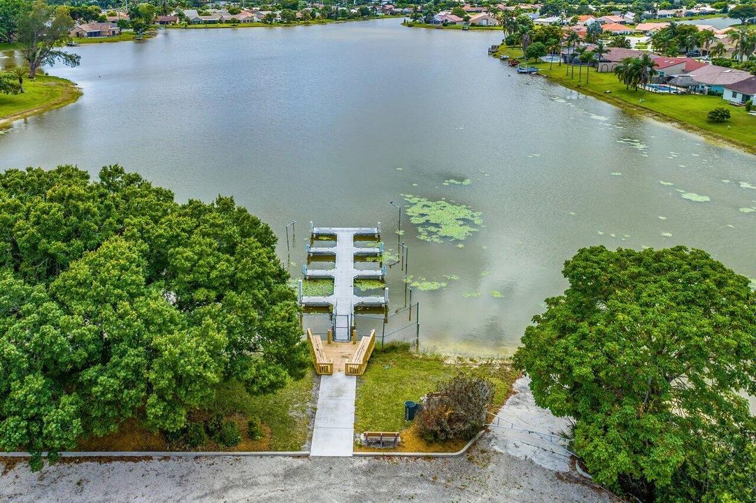 Active With Contract: $375,000 (3 beds, 2 baths, 1868 Square Feet)