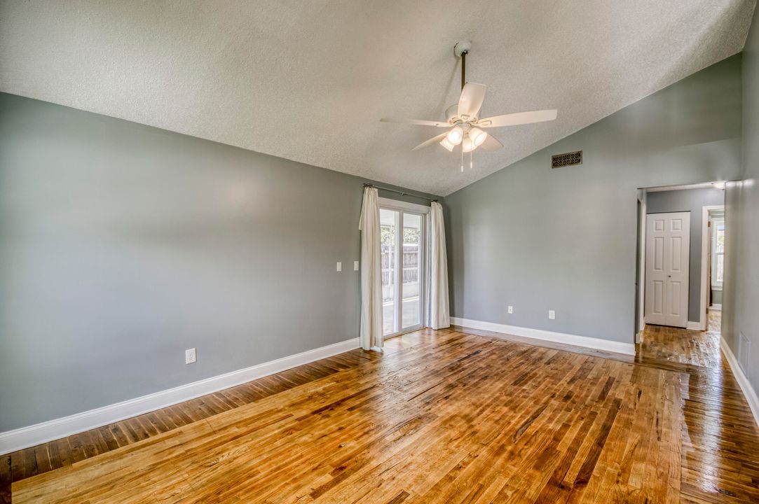 Active With Contract: $424,970 (3 beds, 1 baths, 1085 Square Feet)