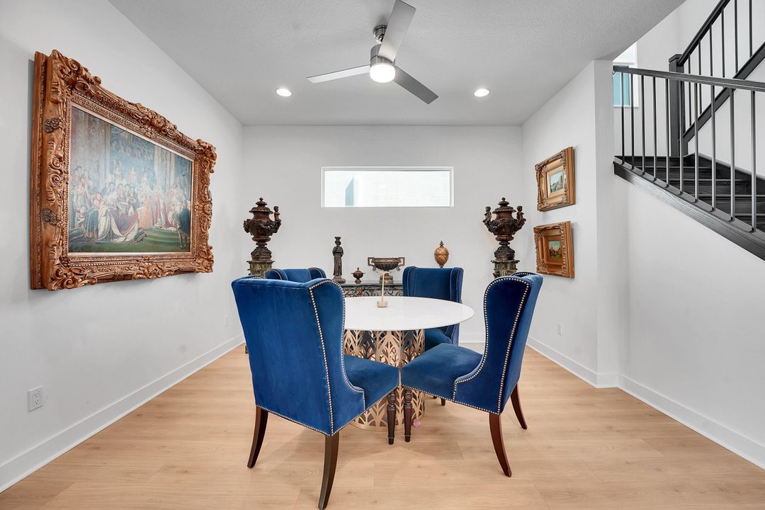 Active With Contract: $1,999,000 (4 beds, 4 baths, 3698 Square Feet)