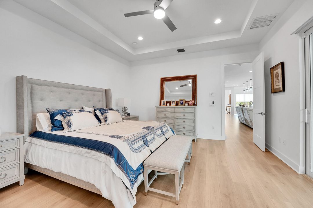 Active With Contract: $1,999,000 (4 beds, 4 baths, 3698 Square Feet)