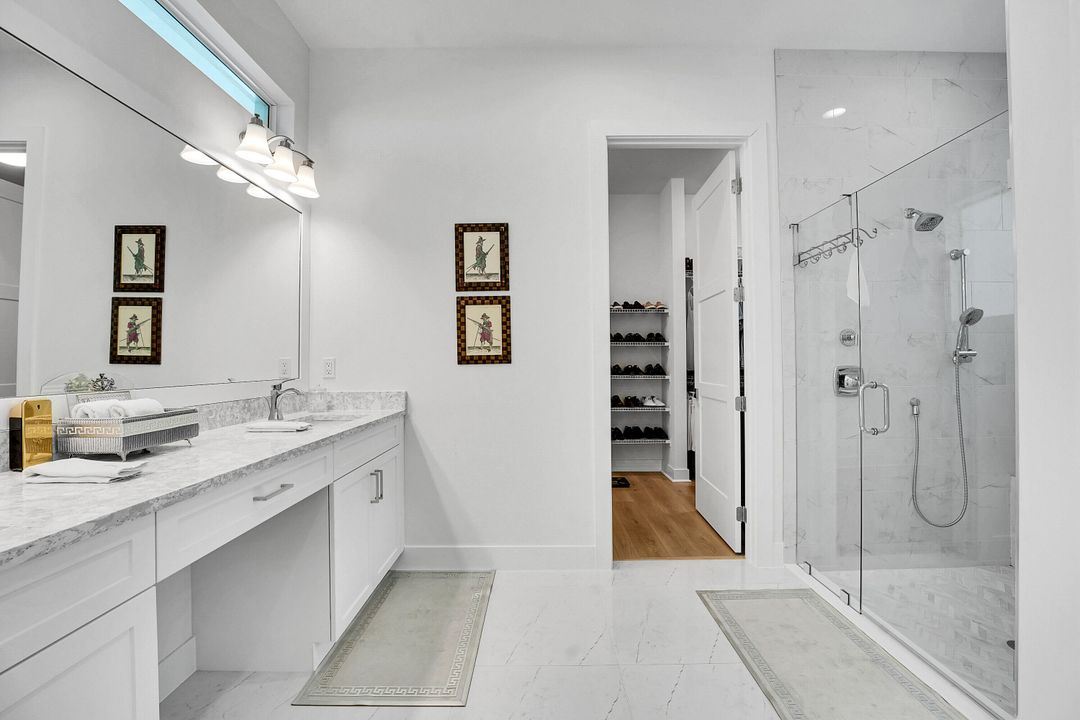 Active With Contract: $1,999,000 (4 beds, 4 baths, 3698 Square Feet)