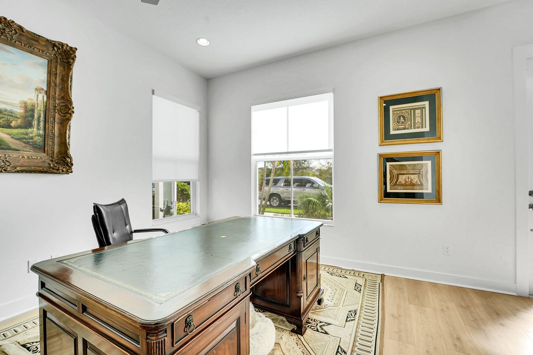 Active With Contract: $1,999,000 (4 beds, 4 baths, 3698 Square Feet)