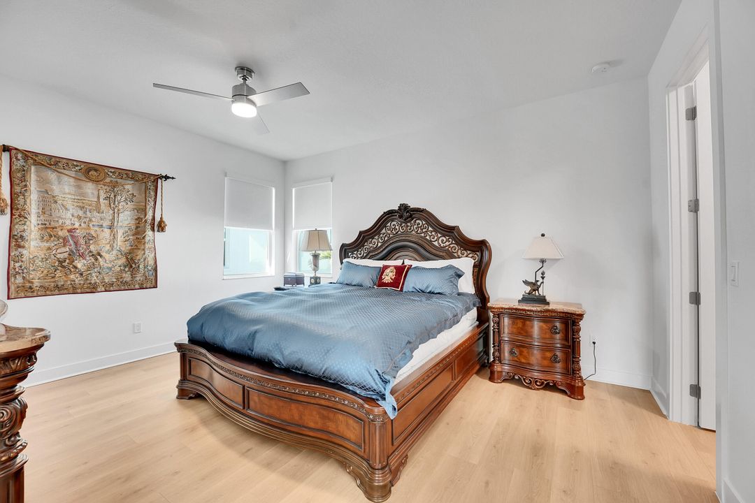 Active With Contract: $1,999,000 (4 beds, 4 baths, 3698 Square Feet)