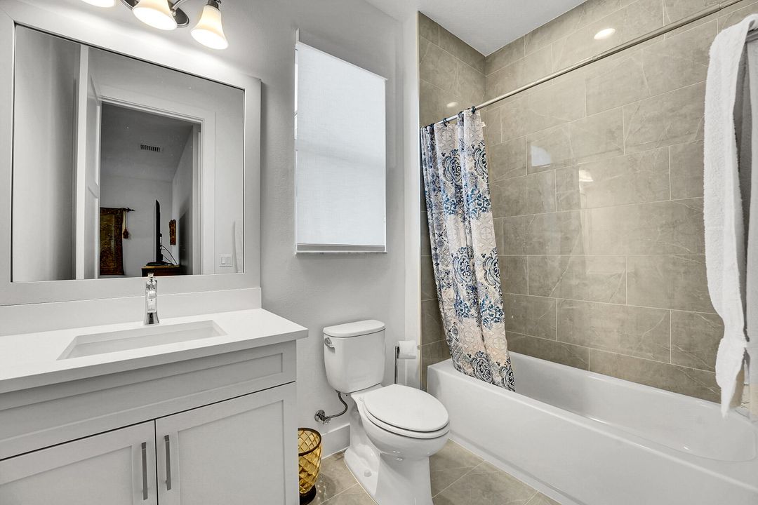 Active With Contract: $1,999,000 (4 beds, 4 baths, 3698 Square Feet)