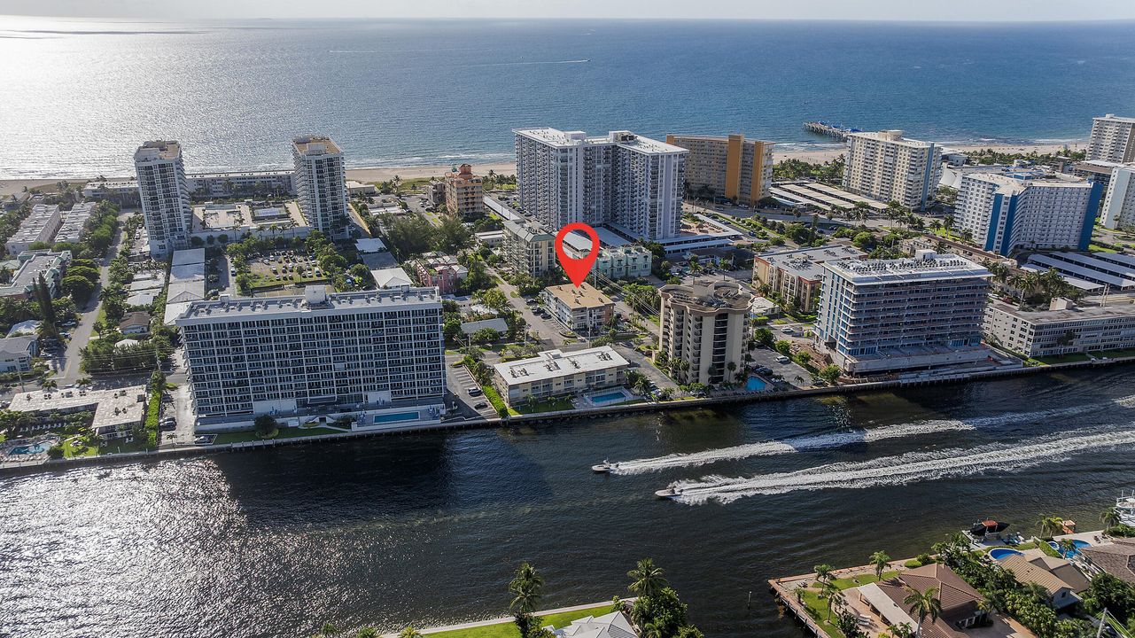 For Sale: $180,000 (2 beds, 2 baths, 840 Square Feet)