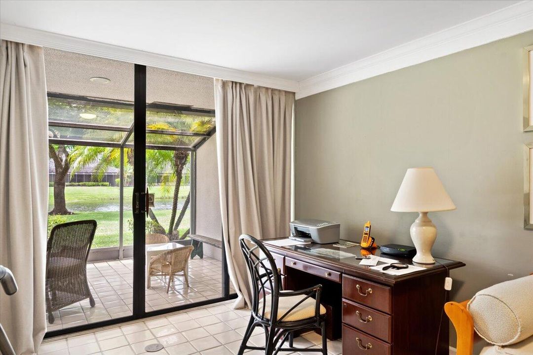 Active With Contract: $1,100,000 (3 beds, 3 baths, 2183 Square Feet)