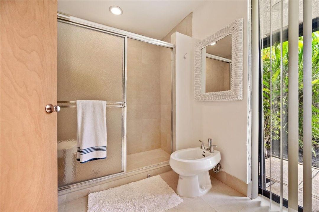 Active With Contract: $1,100,000 (3 beds, 3 baths, 2183 Square Feet)