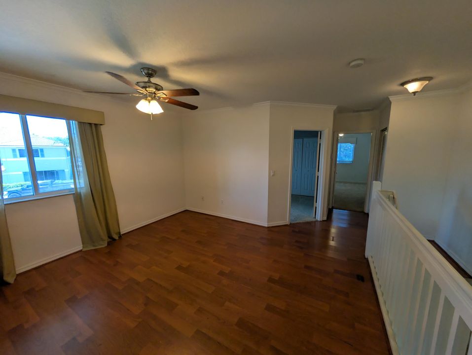 En Venta: $329,000 (3 camas, 2 baños, 1727 Pies cuadrados)