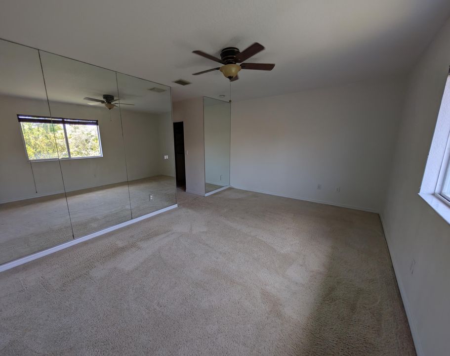 En Venta: $329,000 (3 camas, 2 baños, 1727 Pies cuadrados)