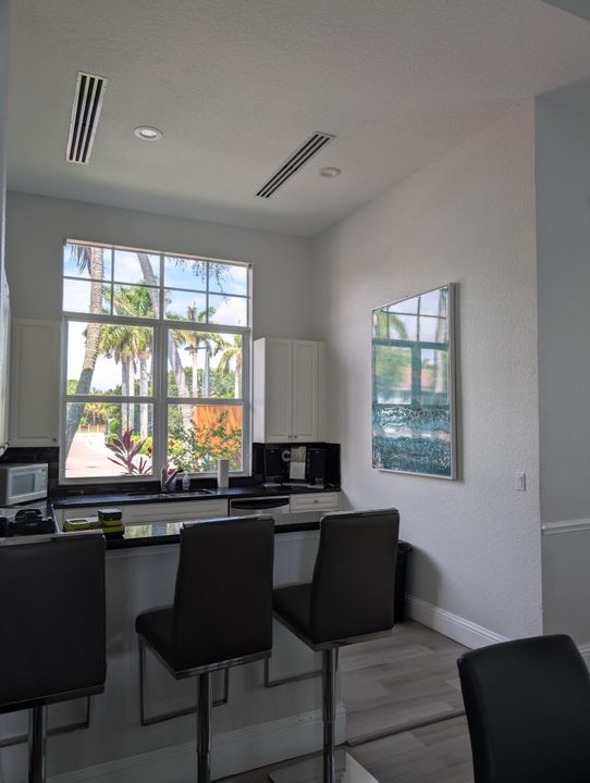 En Venta: $329,000 (3 camas, 2 baños, 1727 Pies cuadrados)