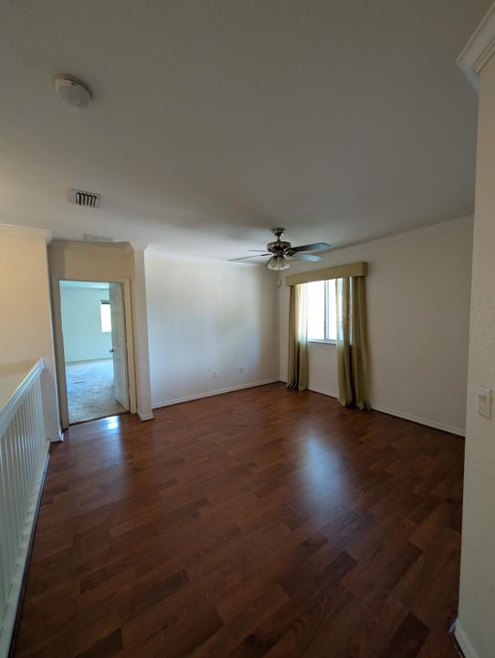 En Venta: $329,000 (3 camas, 2 baños, 1727 Pies cuadrados)