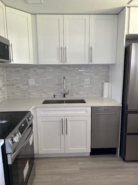 最近售出: $115,000 (2 贝兹, 2 浴室, 1080 平方英尺)