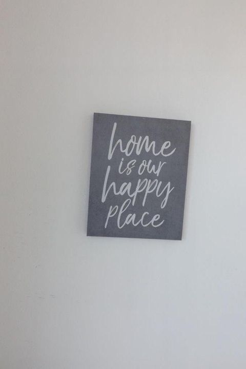 合同活跃: $2,700 (1 贝兹, 1 浴室, 738 平方英尺)