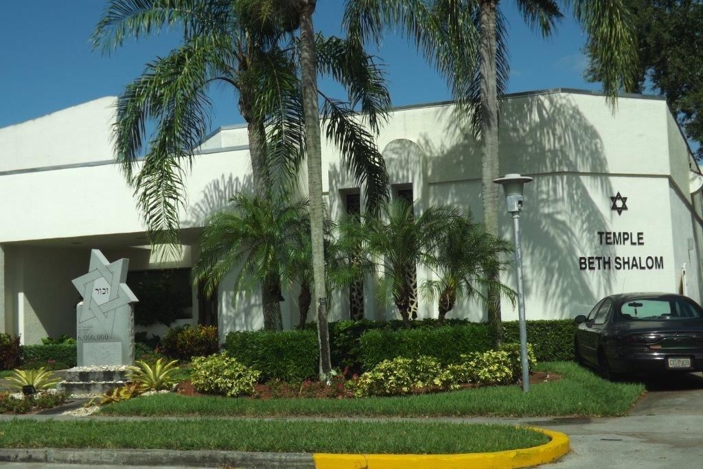 合同活跃: $2,700 (1 贝兹, 1 浴室, 738 平方英尺)