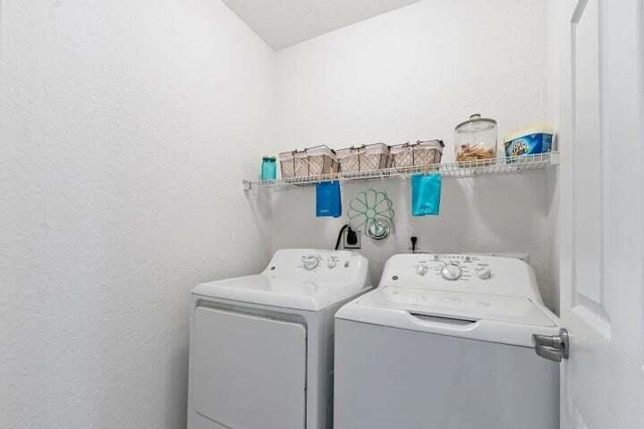 For Rent: $2,800 (3 beds, 2 baths, 1754 Square Feet)