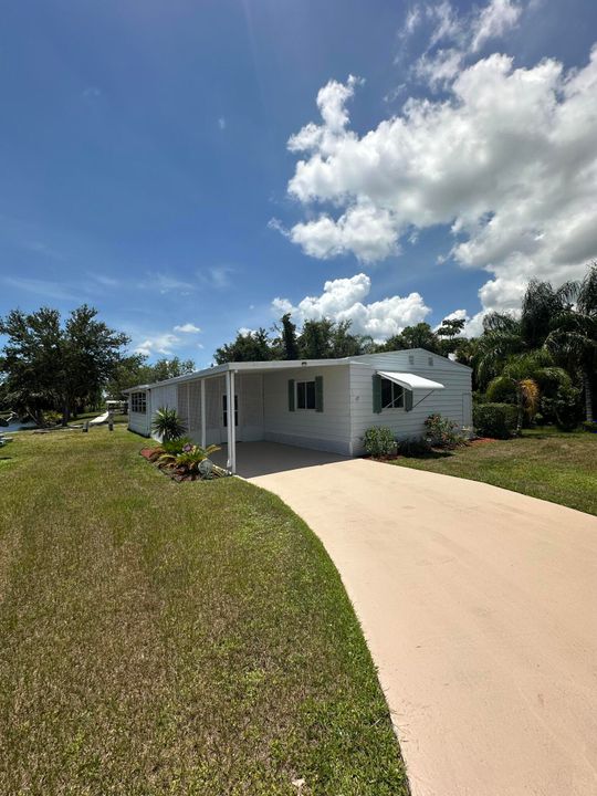 Под контрактом: $35,000 (2 спален, 2 ванн, 1344 Квадратных фут)