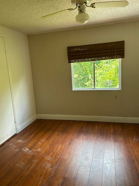 Под контрактом: $35,000 (2 спален, 2 ванн, 1344 Квадратных фут)