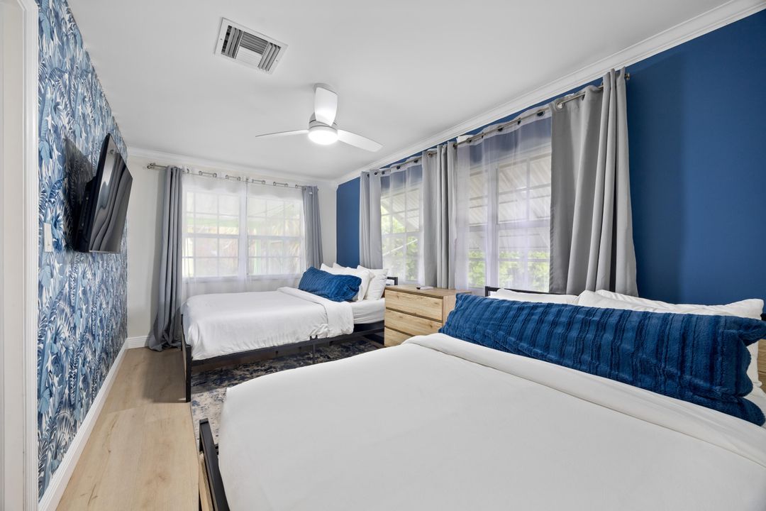 Recently Sold: $674,990 (3 beds, 2 baths, 1734 Square Feet)