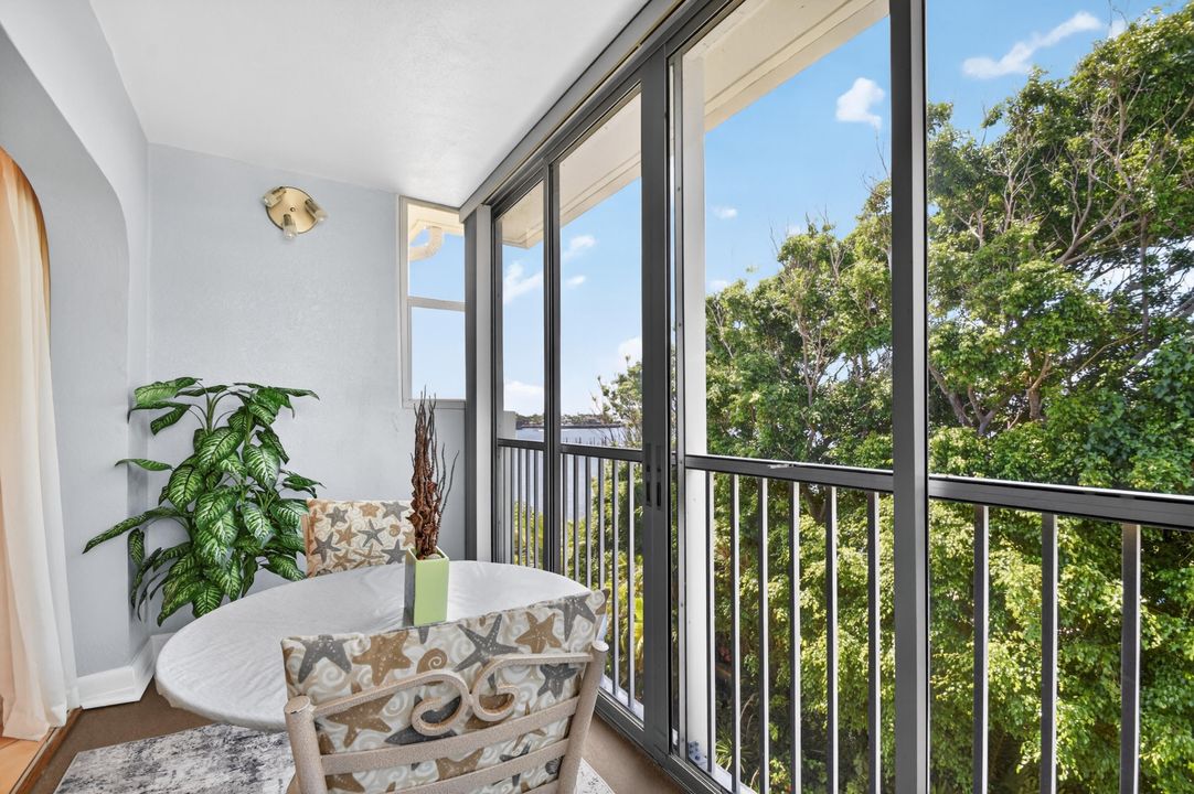 待售: $129,900 (1 贝兹, 1 浴室, 577 平方英尺)