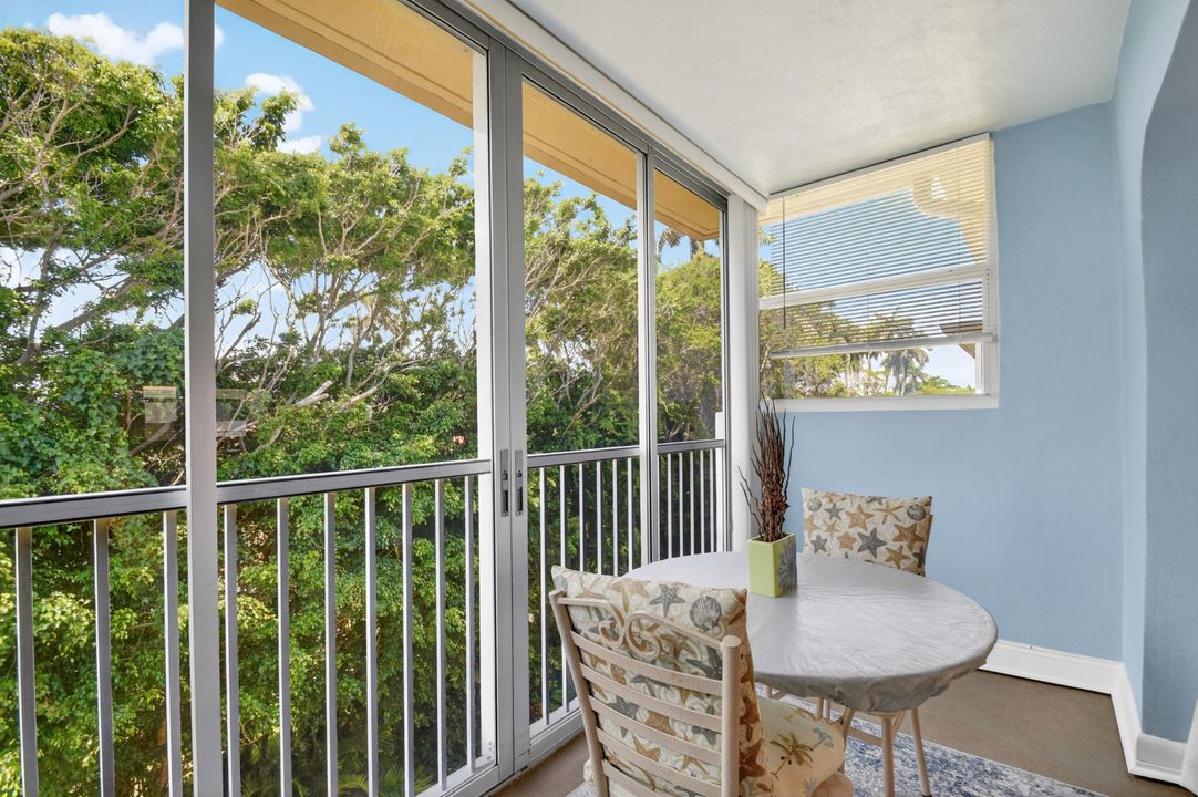 待售: $129,900 (1 贝兹, 1 浴室, 577 平方英尺)