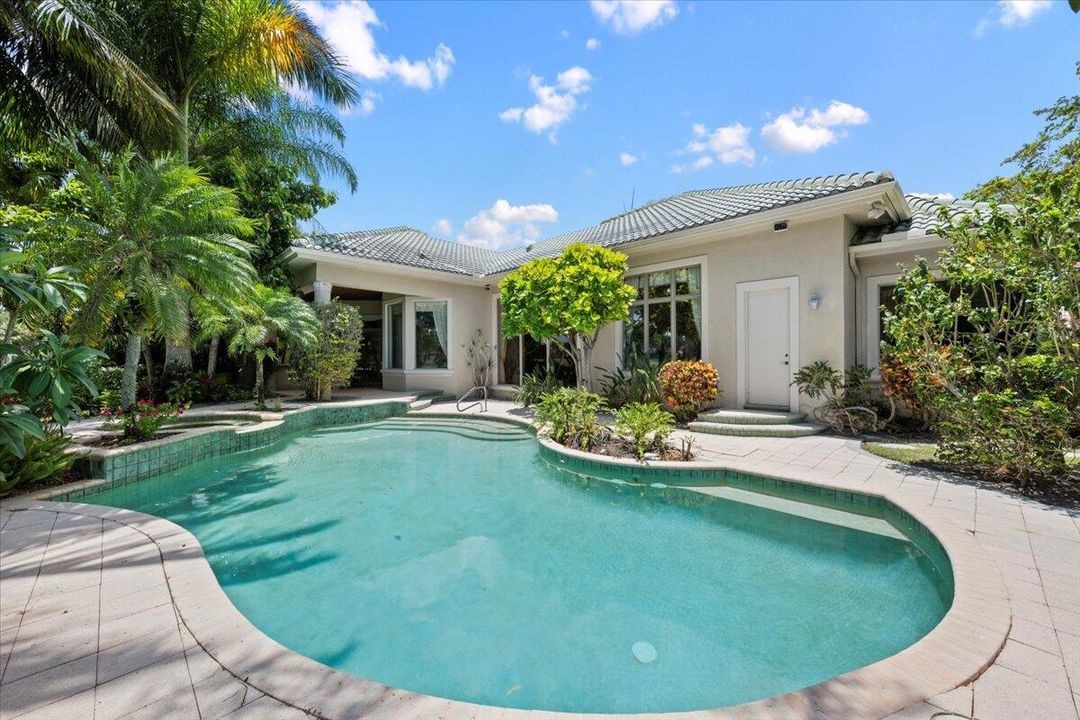 En Venta: $2,290,000 (3 camas, 4 baños, 4083 Pies cuadrados)